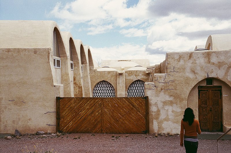 Dar al-Islam Mosque / Hassan Fathy. Image © Omar Bárcena