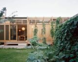 extension bois- Maison arthur par Oscar Sainsbury architects - Melbourne, Australie - photo : Rory Gardiner