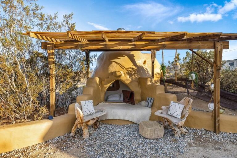 Pleins feux sur le earthbag de Bonita Domes en Californie Usa Build