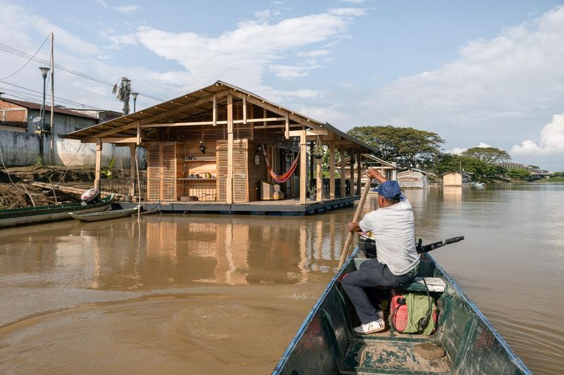 Maison flottante la Balsanera à Babahoyo par Juan Carlos Bamba - Equateur - Photo Francesco Russo