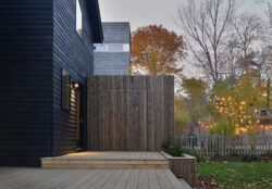 Elm house par Peter Braithwaite Studio - Halifax - Canada